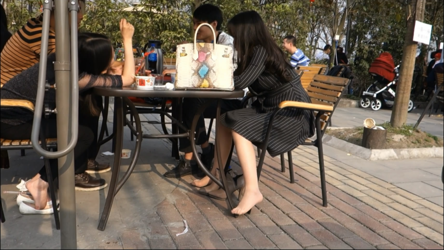 streetsnapnylon[][20181203 220950 7]